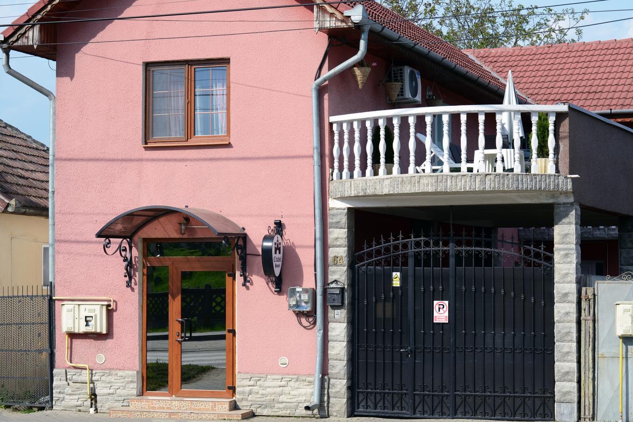Citadel Hostel Alba Iulia Esterno foto