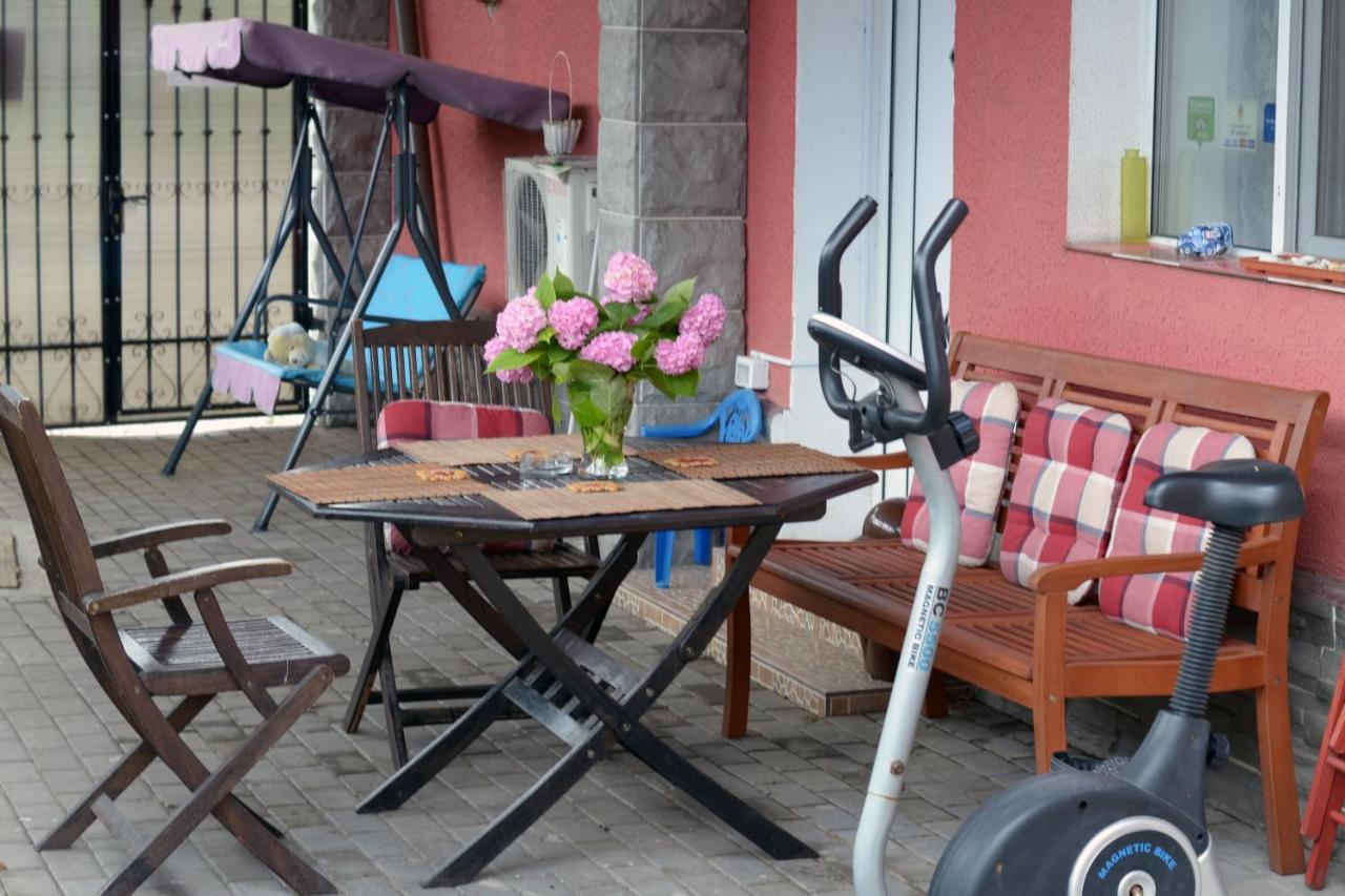 Citadel Hostel Alba Iulia Esterno foto